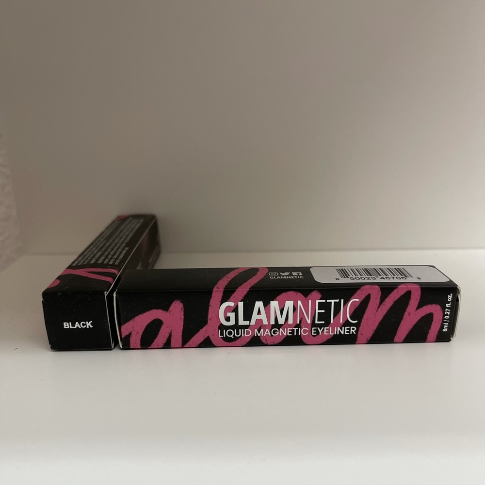 Liquid magnetic eyeliner (new)